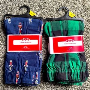 ‼️price drop‼️🎄Bundle deal! (2) new size L 36/38 Christmas boxers
